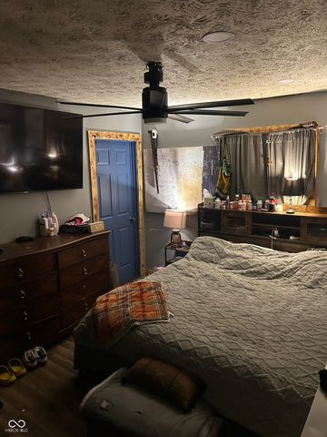 151 Schaefer Drive, Hope, IN 47246