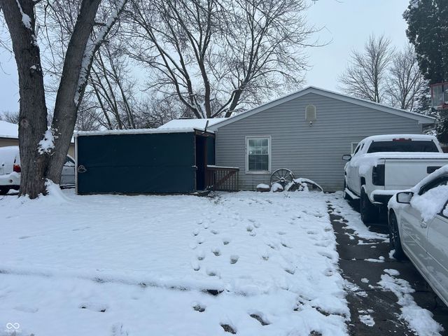 151 Schaefer Drive, Hope, IN 47246