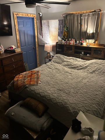 151 Schaefer Drive, Hope, IN 47246