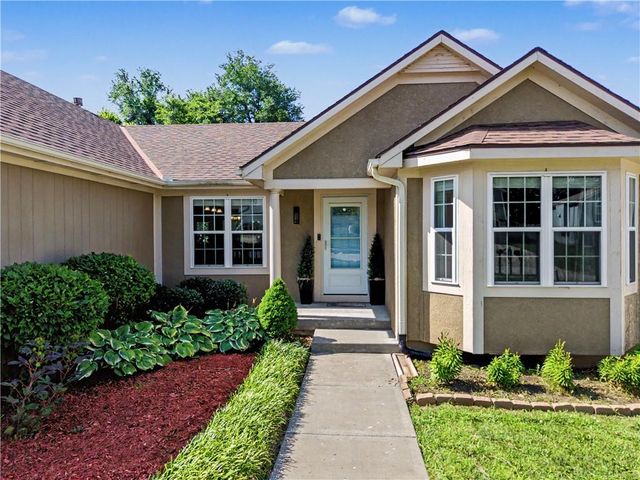 808 Old Stage Road, Pleasant Hill, MO 64080