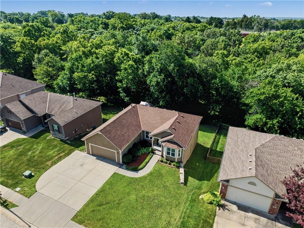 808 Old Stage Road, Pleasant Hill, MO 64080