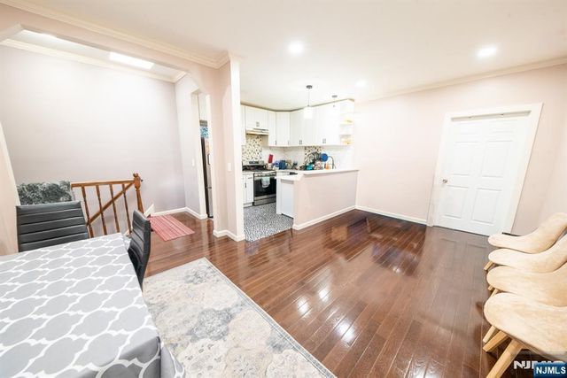136 North Street, Jersey City, NJ 07307