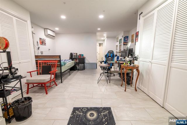 136 North Street, Jersey City, NJ 07307