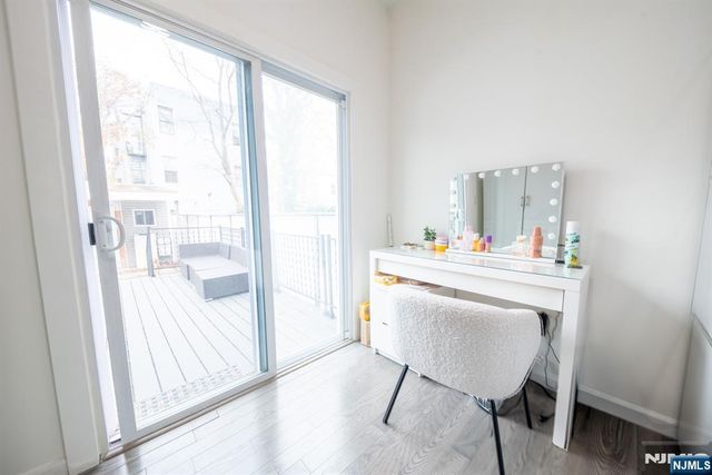 136 North Street, Jersey City, NJ 07307