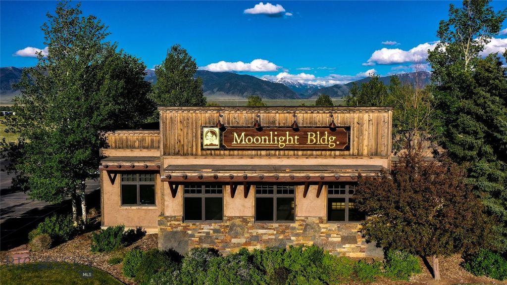 2 Hot Springs Loop Road, Ennis, MT 59729