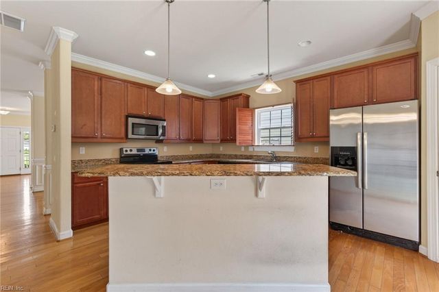 1032 Snead DR, Suffolk, VA 23434