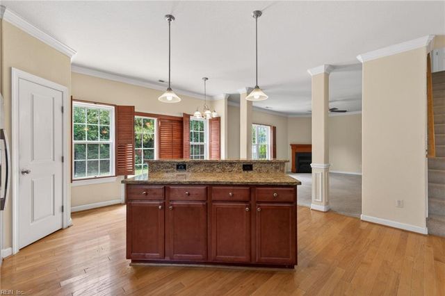 1032 Snead DR, Suffolk, VA 23434