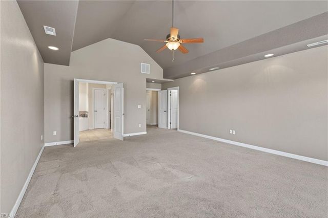 1032 Snead DR, Suffolk, VA 23434