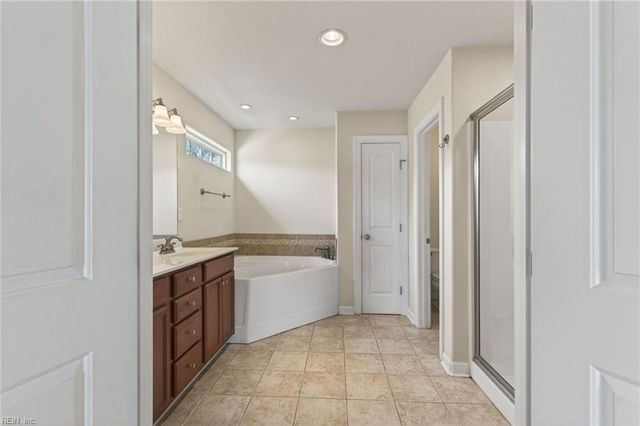 1032 Snead DR, Suffolk, VA 23434