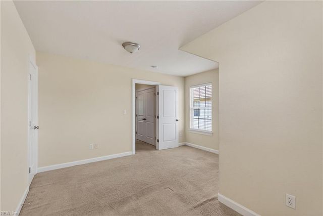 1032 Snead DR, Suffolk, VA 23434
