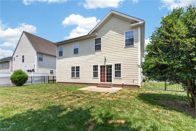 1032 Snead DR, Suffolk, VA 23434