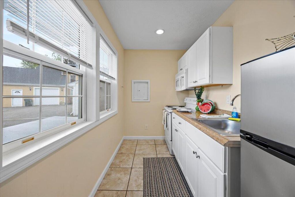 22 Ocean Park Road 136, Saco, ME 04072 — photo 2