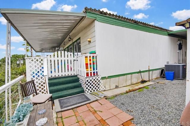 12970 Highway 8 Business SPC 65, El Cajon, CA 92021