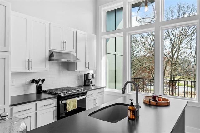 967 Lang SE Way, Atlanta, GA 30316