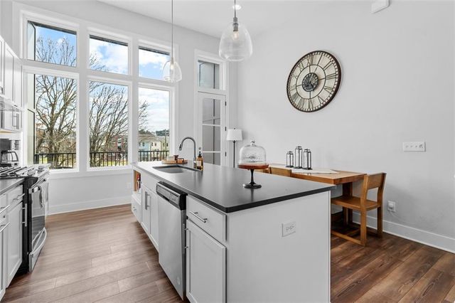 967 Lang SE Way, Atlanta, GA 30316