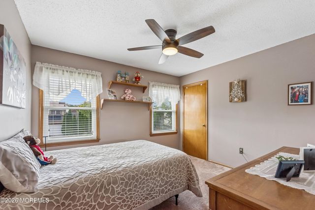 807 Constitution Drive, Brick, NJ 08724