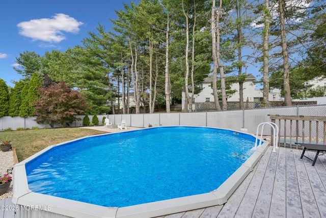 807 Constitution Drive, Brick, NJ 08724