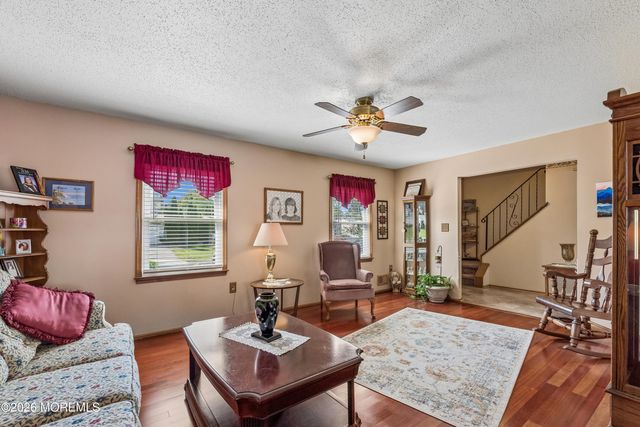 807 Constitution Drive, Brick, NJ 08724