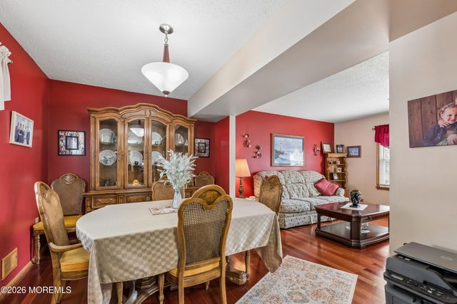 807 Constitution Drive, Brick, NJ 08724