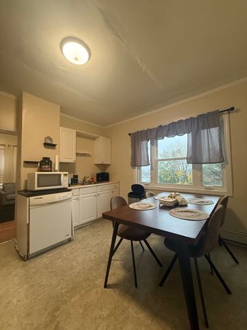 100 Bellingham Ave 1, Revere, MA 02151