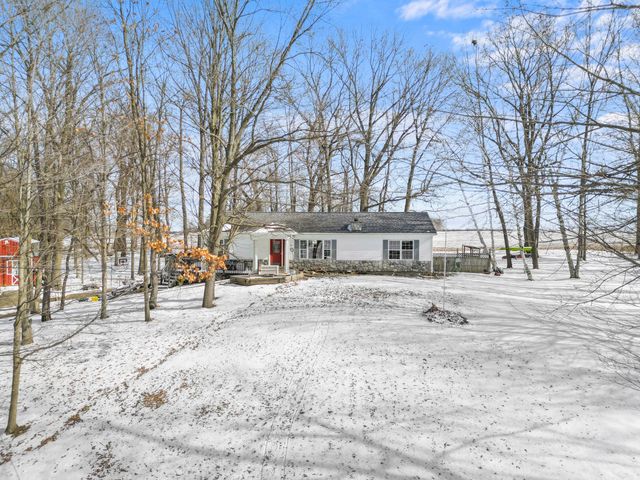 519 Crest Lane, Jonesville, MI 49250