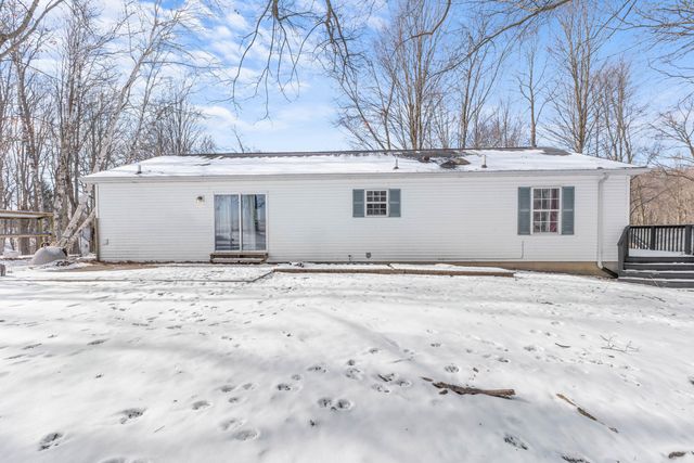 519 Crest Lane, Jonesville, MI 49250