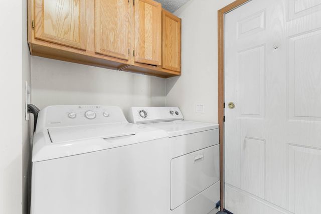 519 Crest Lane, Jonesville, MI 49250