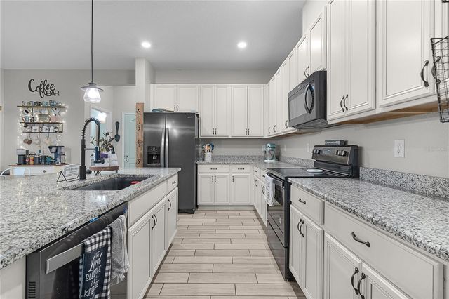 6416 DOMENICO COURT, Groveland, FL 34736