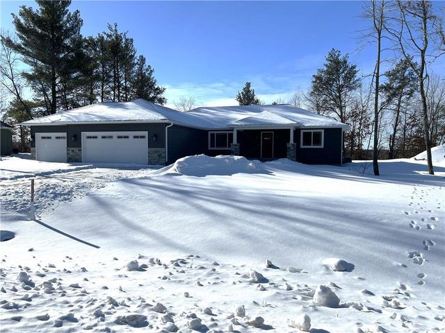 11105 34th Avenue, Chippewa Falls, WI 54729