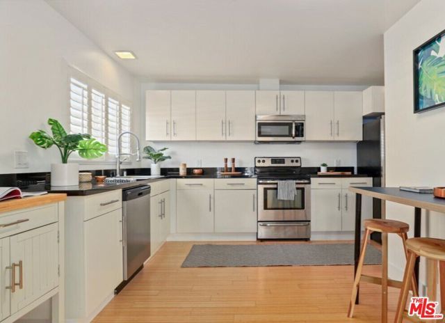 6624 Springpark Avenue 5A, Los Angeles, CA 90056