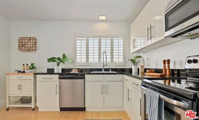 6624 Springpark Avenue 5A, Los Angeles, CA 90056