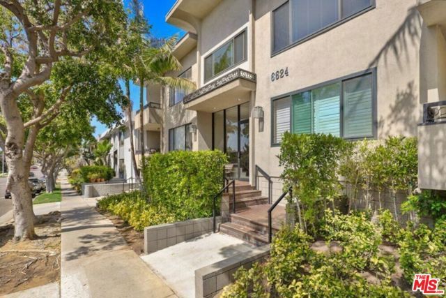 6624 Springpark Avenue 5A, Los Angeles, CA 90056