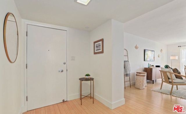 6624 Springpark Avenue 5A, Los Angeles, CA 90056