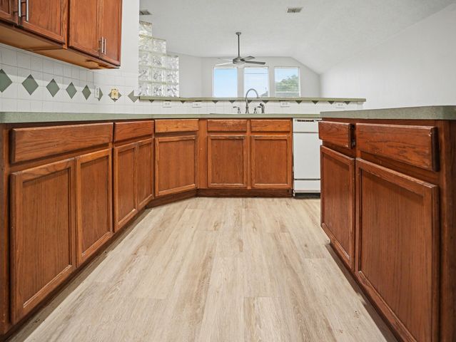 236 Copeland Drive, Cedar Hill, TX 75104