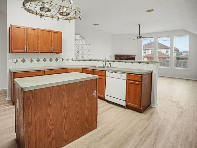 236 Copeland Drive, Cedar Hill, TX 75104