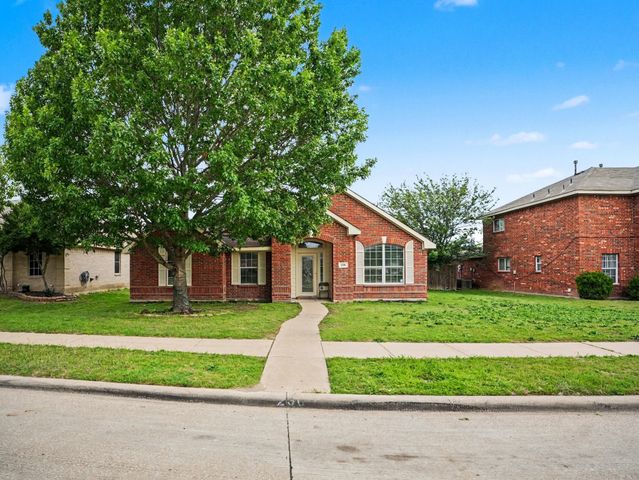 236 Copeland Drive, Cedar Hill, TX 75104