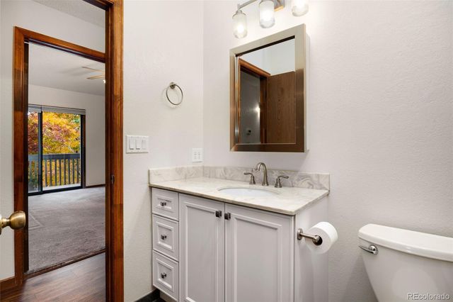 1075 S Garrison Street 203, Lakewood, CO 80226