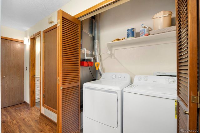 1075 S Garrison Street 203, Lakewood, CO 80226