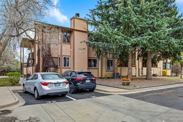 1075 S Garrison Street 203, Lakewood, CO 80226