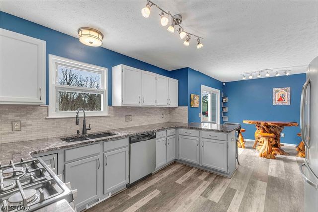 5042 Grande Boulevard, Medina, OH 44256