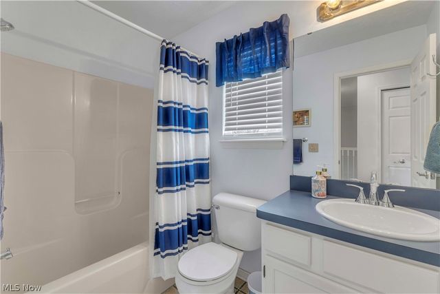 5042 Grande Boulevard, Medina, OH 44256