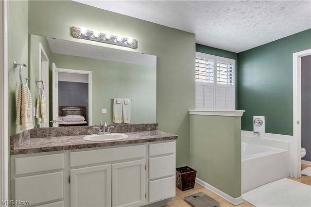 5042 Grande Boulevard, Medina, OH 44256