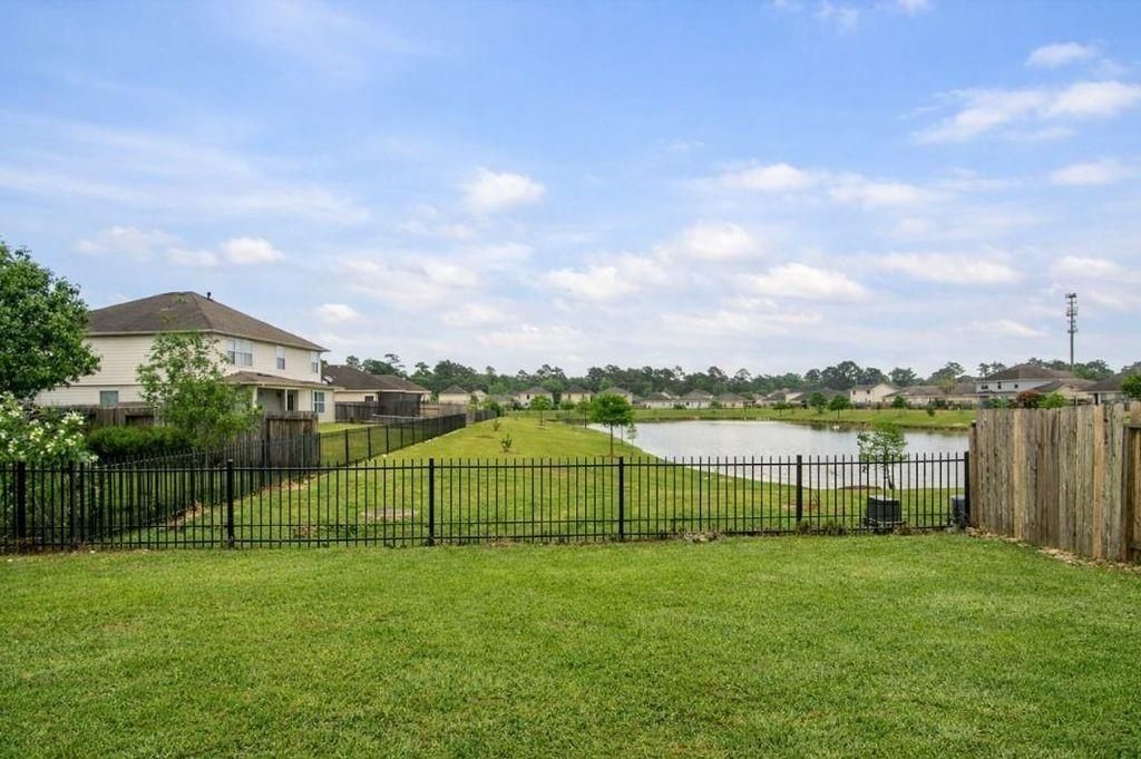 21530 Falvel Lake Drive, Spring, TX 77388