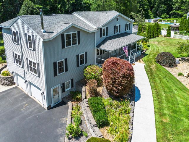 8 Forest Street, Londonderry, NH 03053