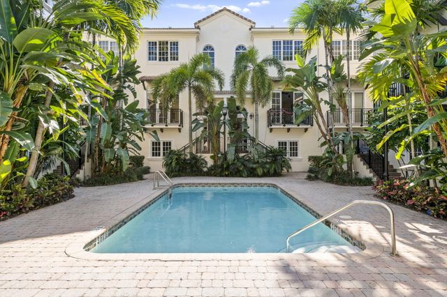 500 SE 7th Street 105, Fort Lauderdale, FL 33301