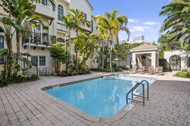500 SE 7th Street 105, Fort Lauderdale, FL 33301