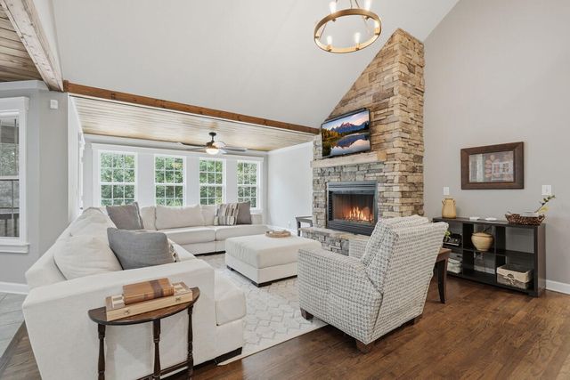 363 White Tail Ridge Road, Jasper, GA 30143