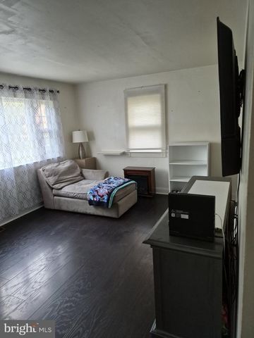 321 CORNELL RD, Glassboro, NJ 08028