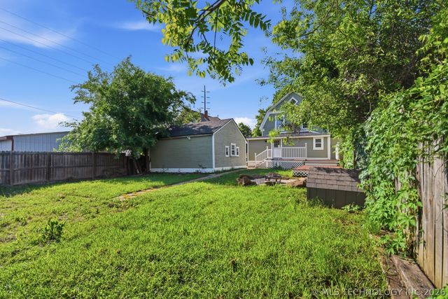 1141 E Hobson Avenue, Sapulpa, OK 74066