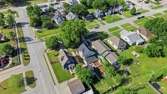 1141 E Hobson Avenue, Sapulpa, OK 74066